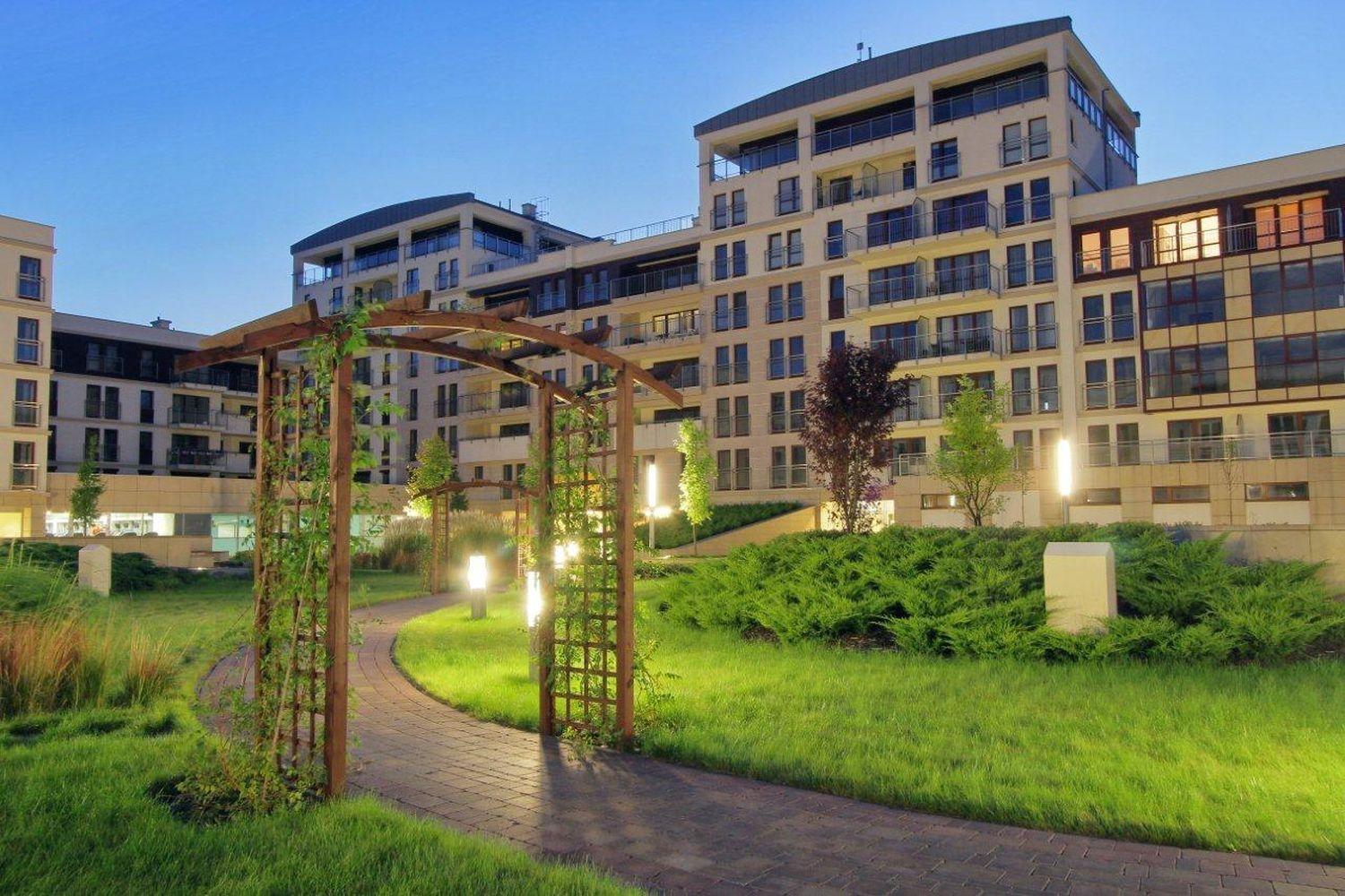 No̱410 View & Free Private Parking Apartment