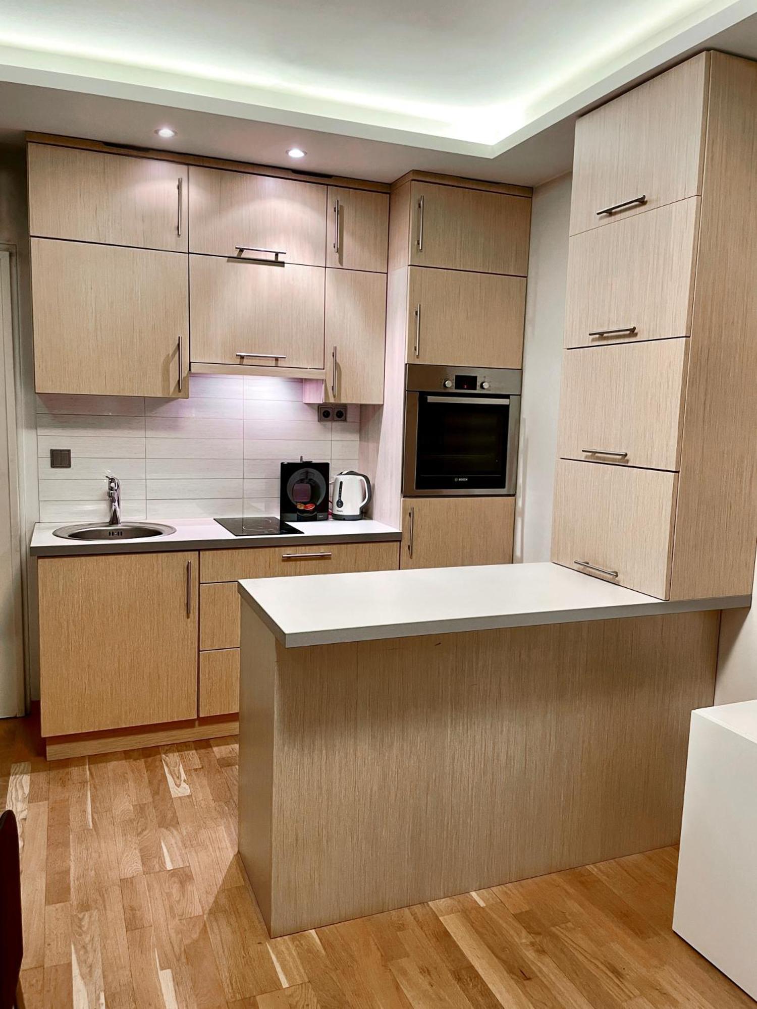 No̱410 View & Free Private Parking Apartment *