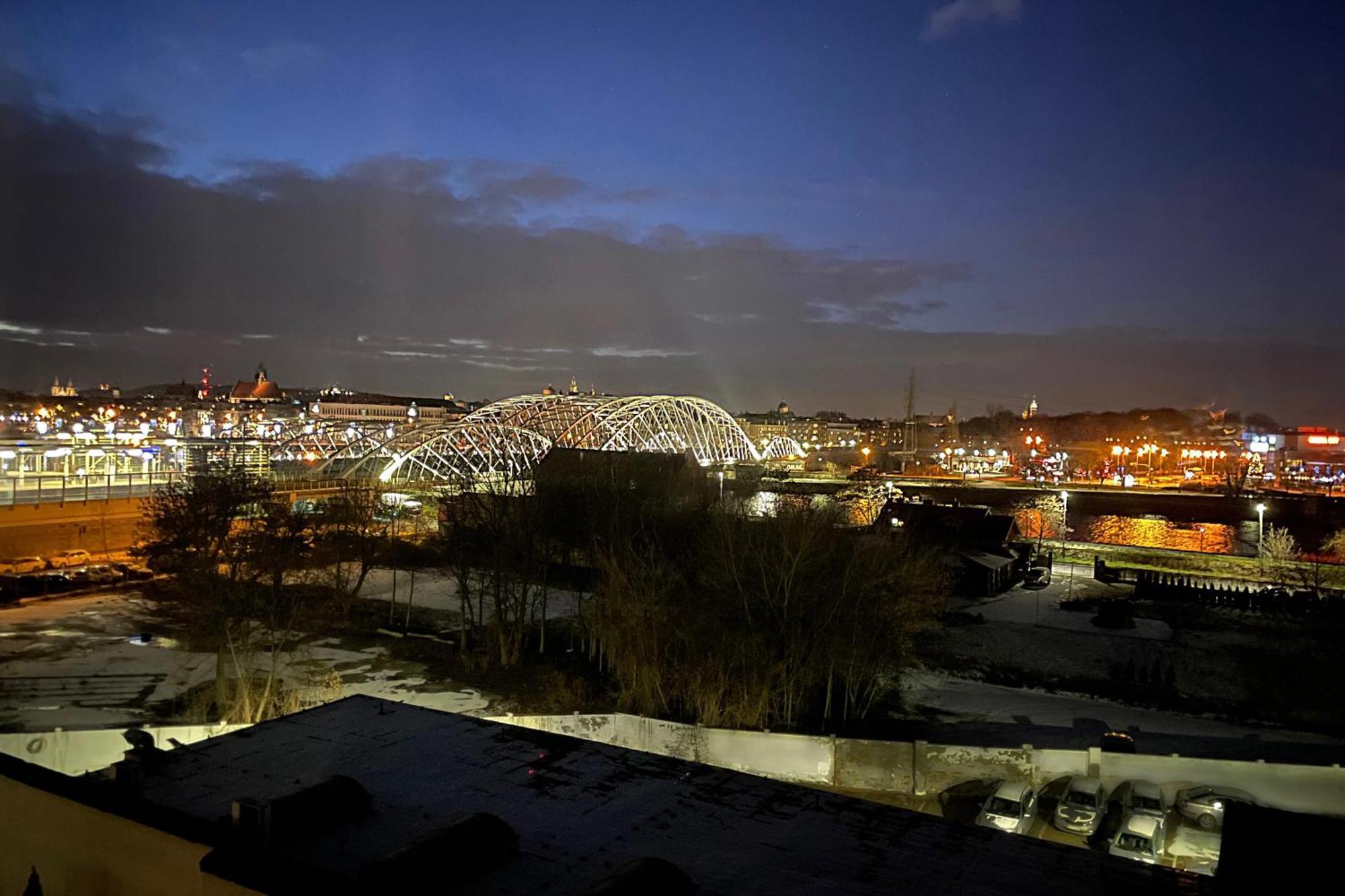 No̱410 View & Free Private Parking Apartment